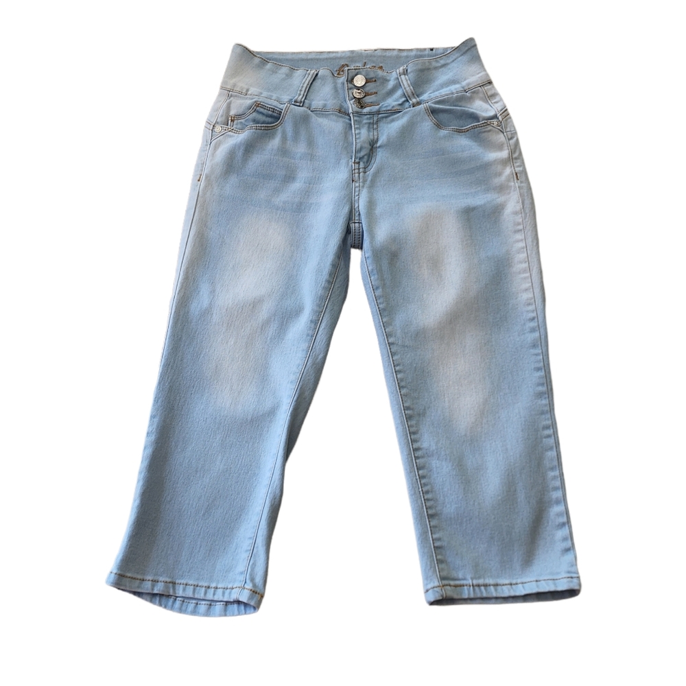 Bamboo Jeans Lightwash Capri Sz 7/8
